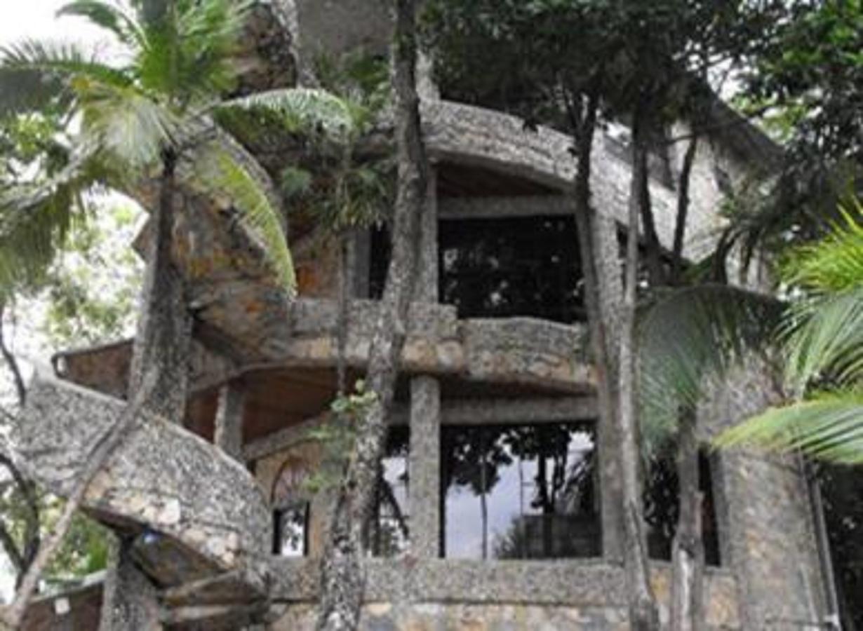 Coconut Tree West Bay Hotel Exterior photo